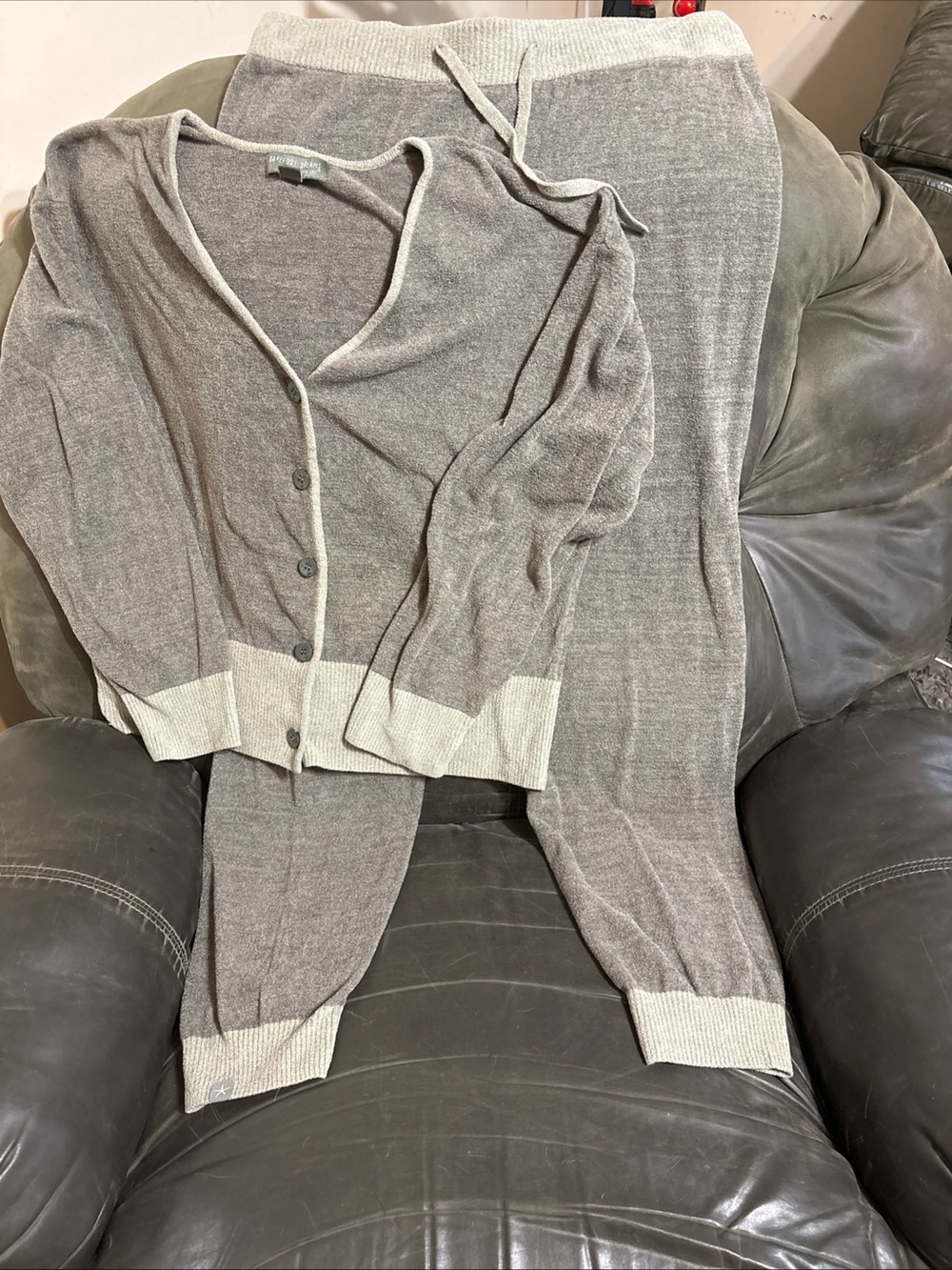 Barefoot Dreams two tone green matching Sweater Knit Cardigan and pant set